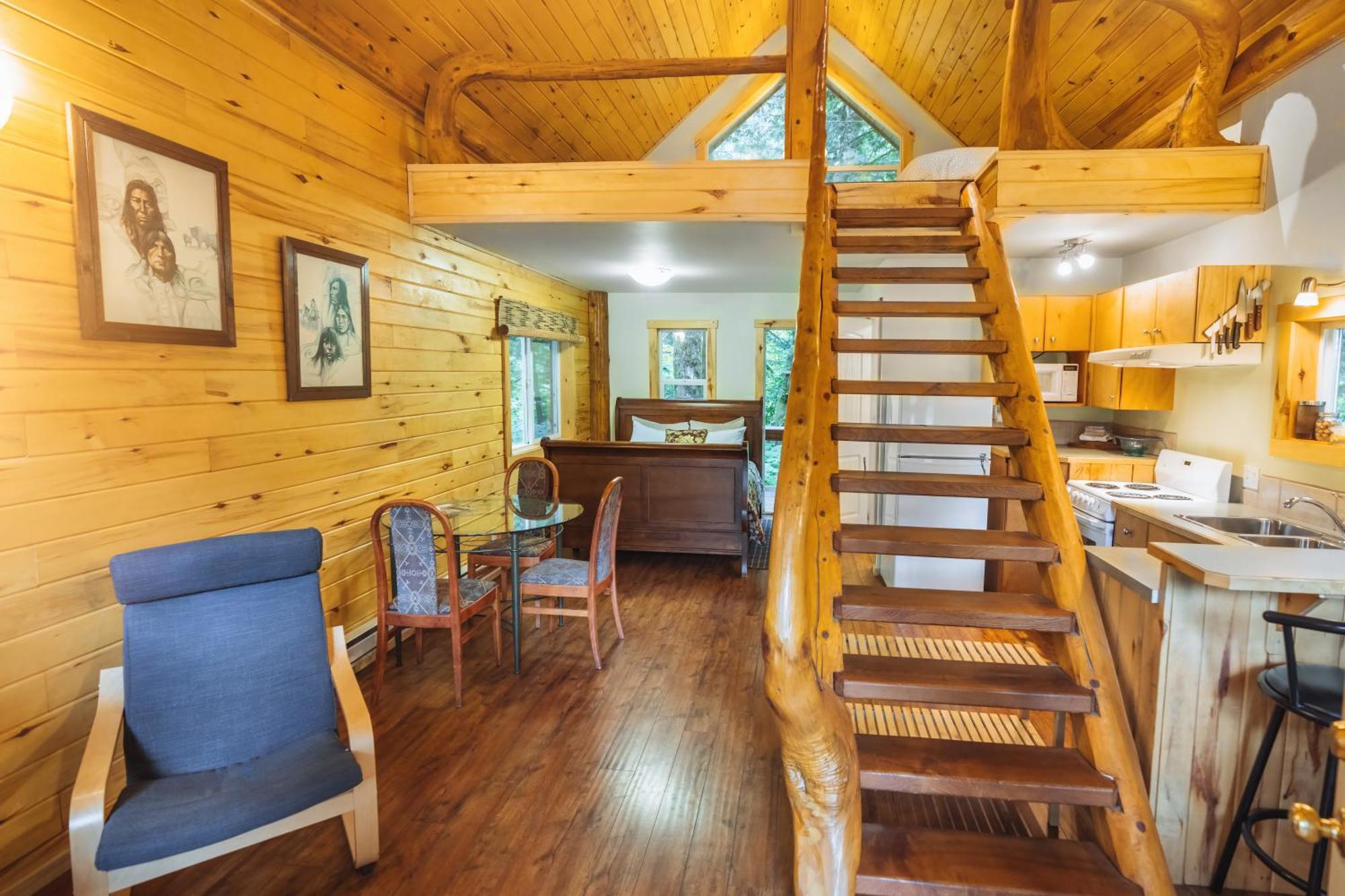 Bella Coola Grizzly Tours And Resort Hagensborg ภายนอก รูปภาพ