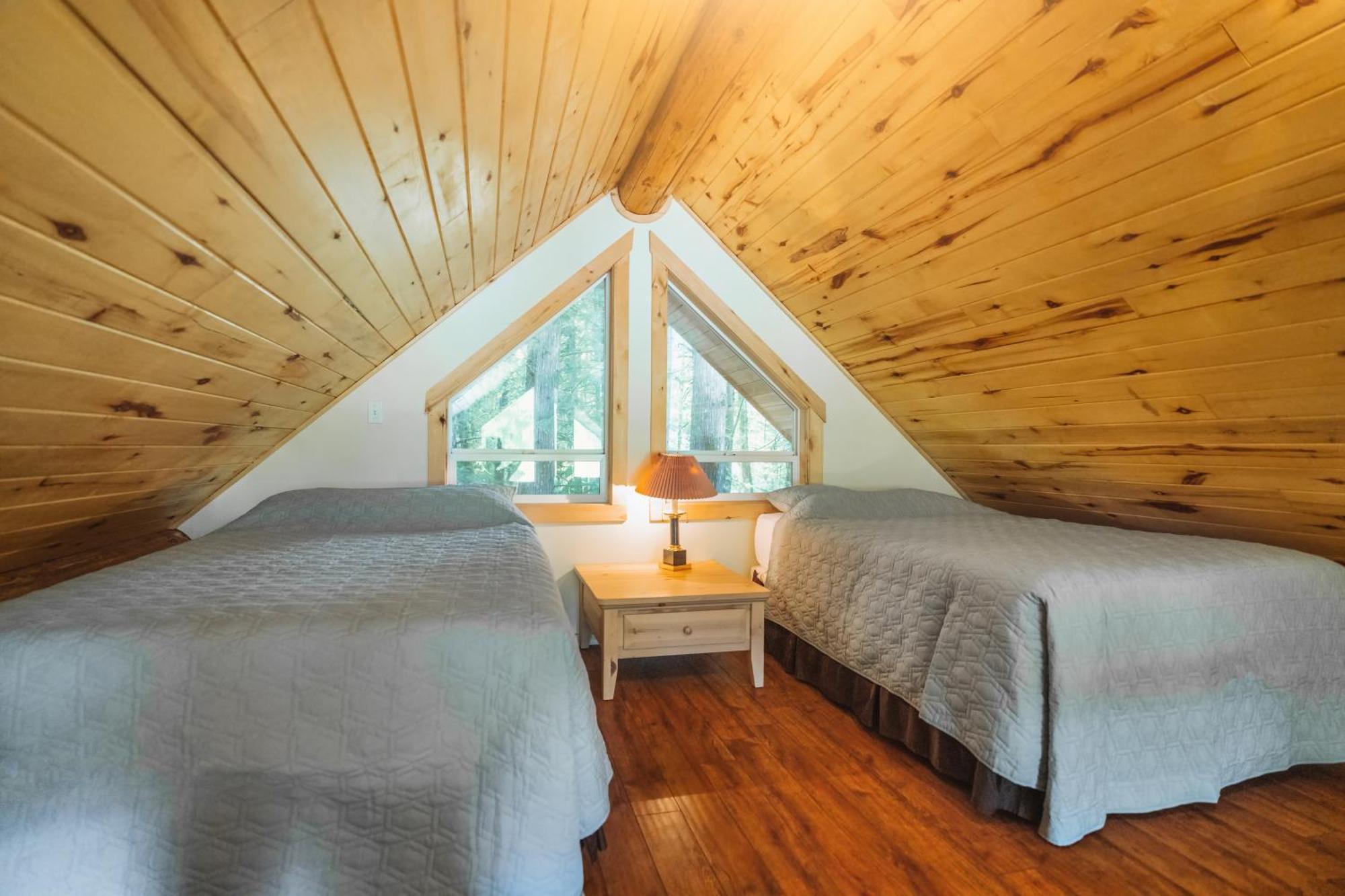 Bella Coola Grizzly Tours And Resort Hagensborg ภายนอก รูปภาพ