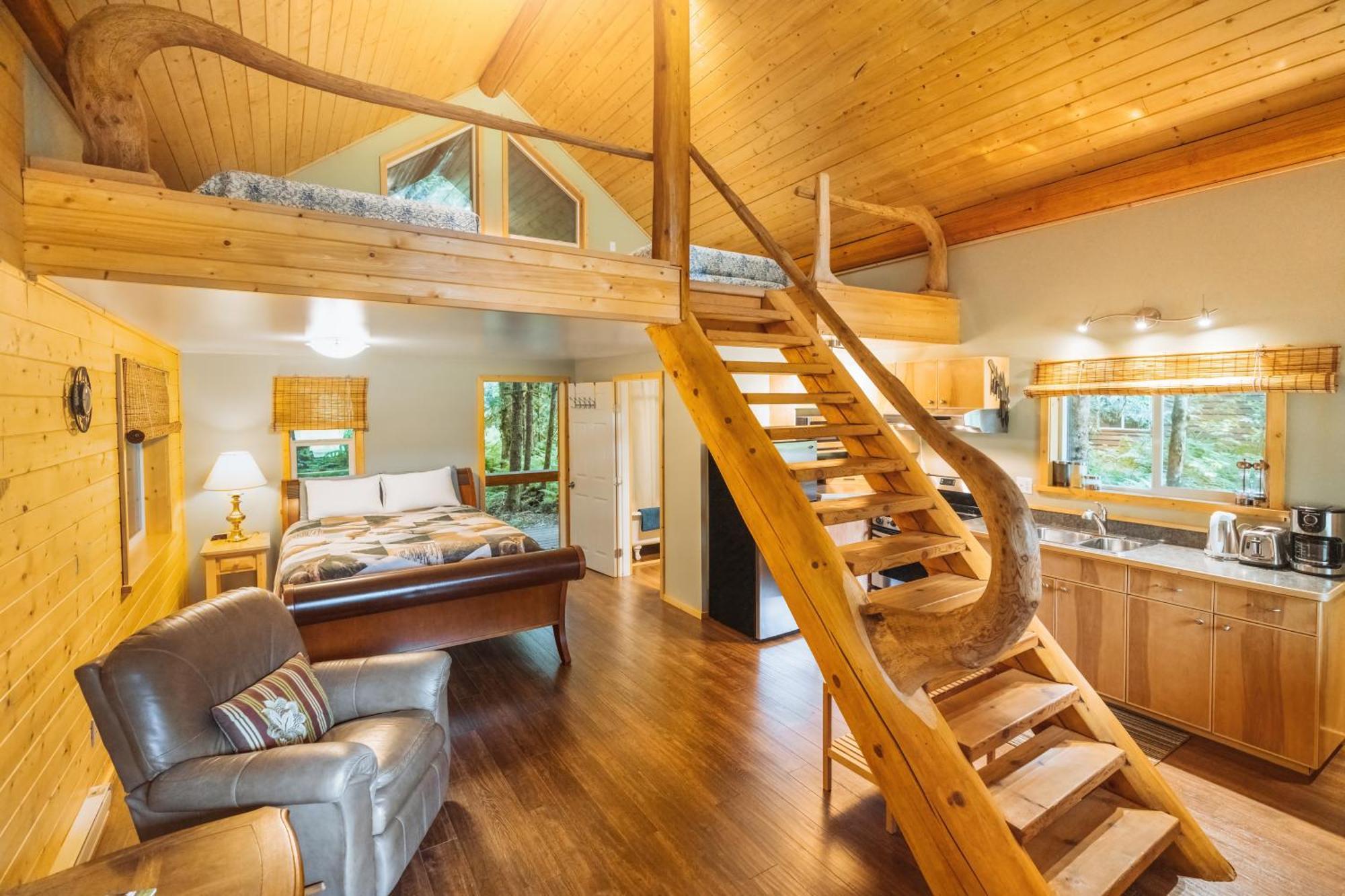 Bella Coola Grizzly Tours And Resort Hagensborg ภายนอก รูปภาพ